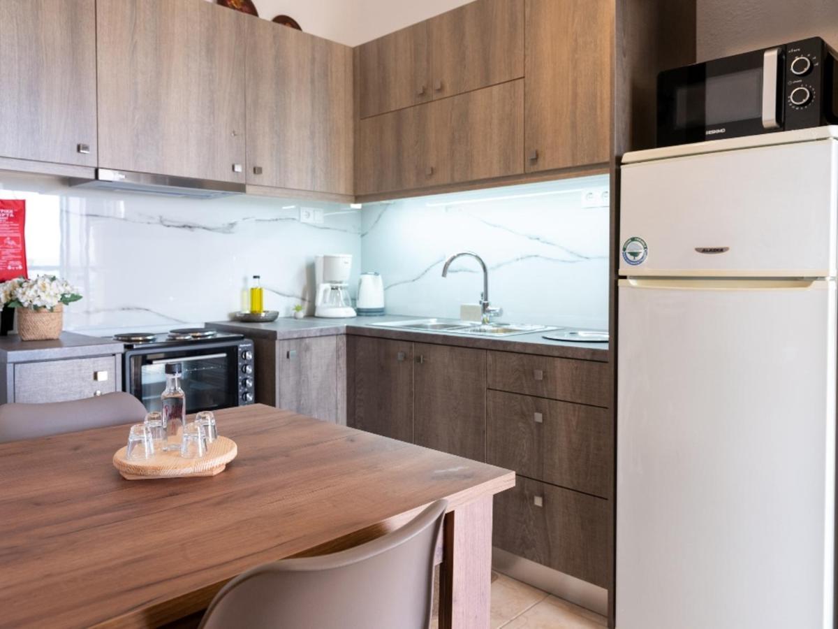 Atalanti Seaside Junior Suites Кератокампос Екстериор снимка